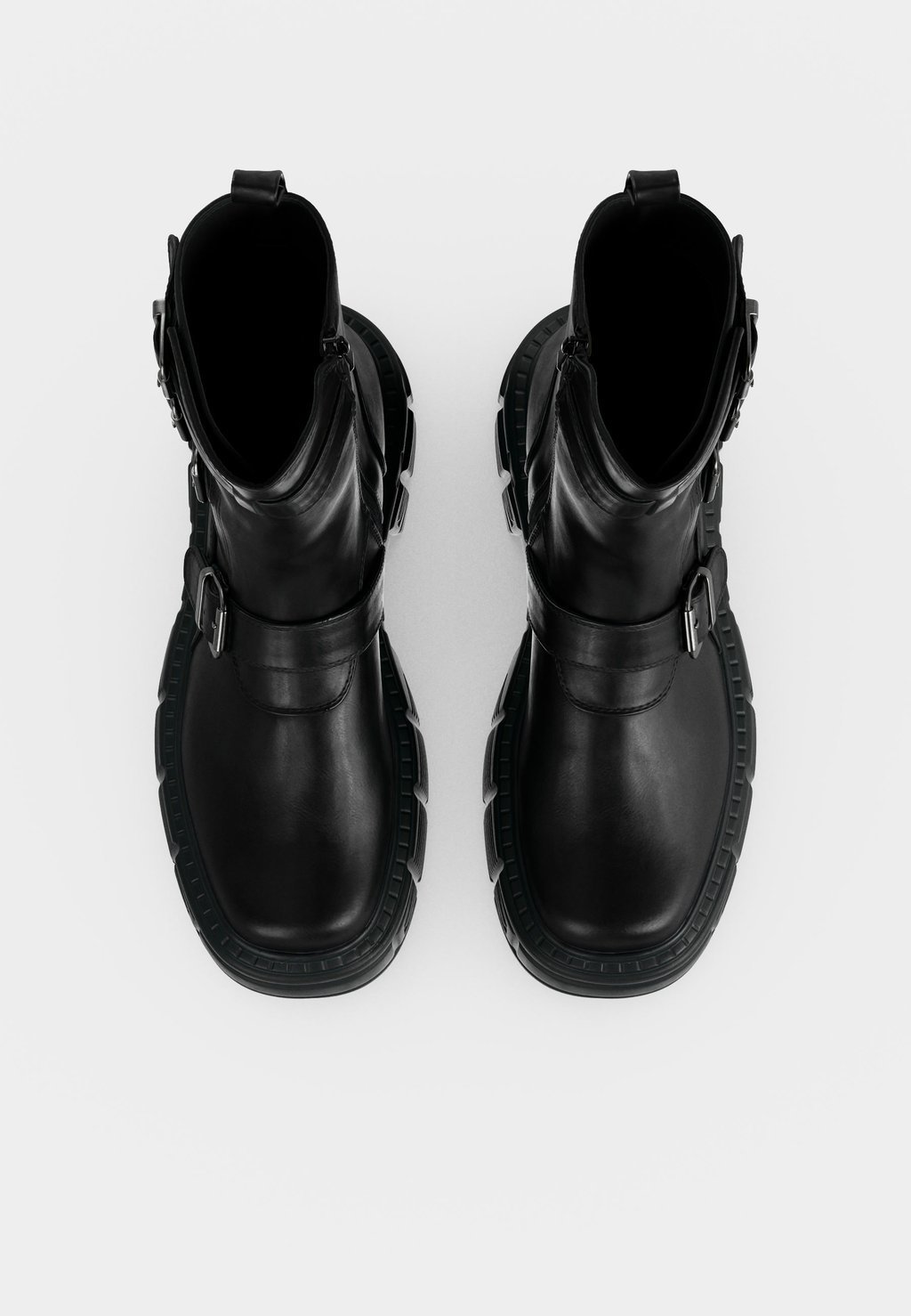Unisex platform ankle boots - black