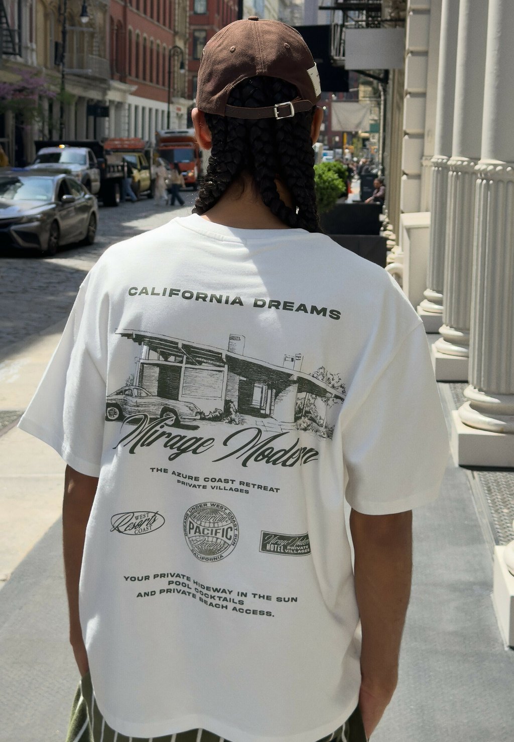 Printed T-shirt with Californian graphic - white