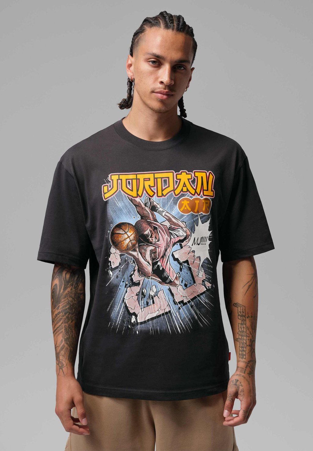 Crew neck printed T-shirt with anime graphic - off noir