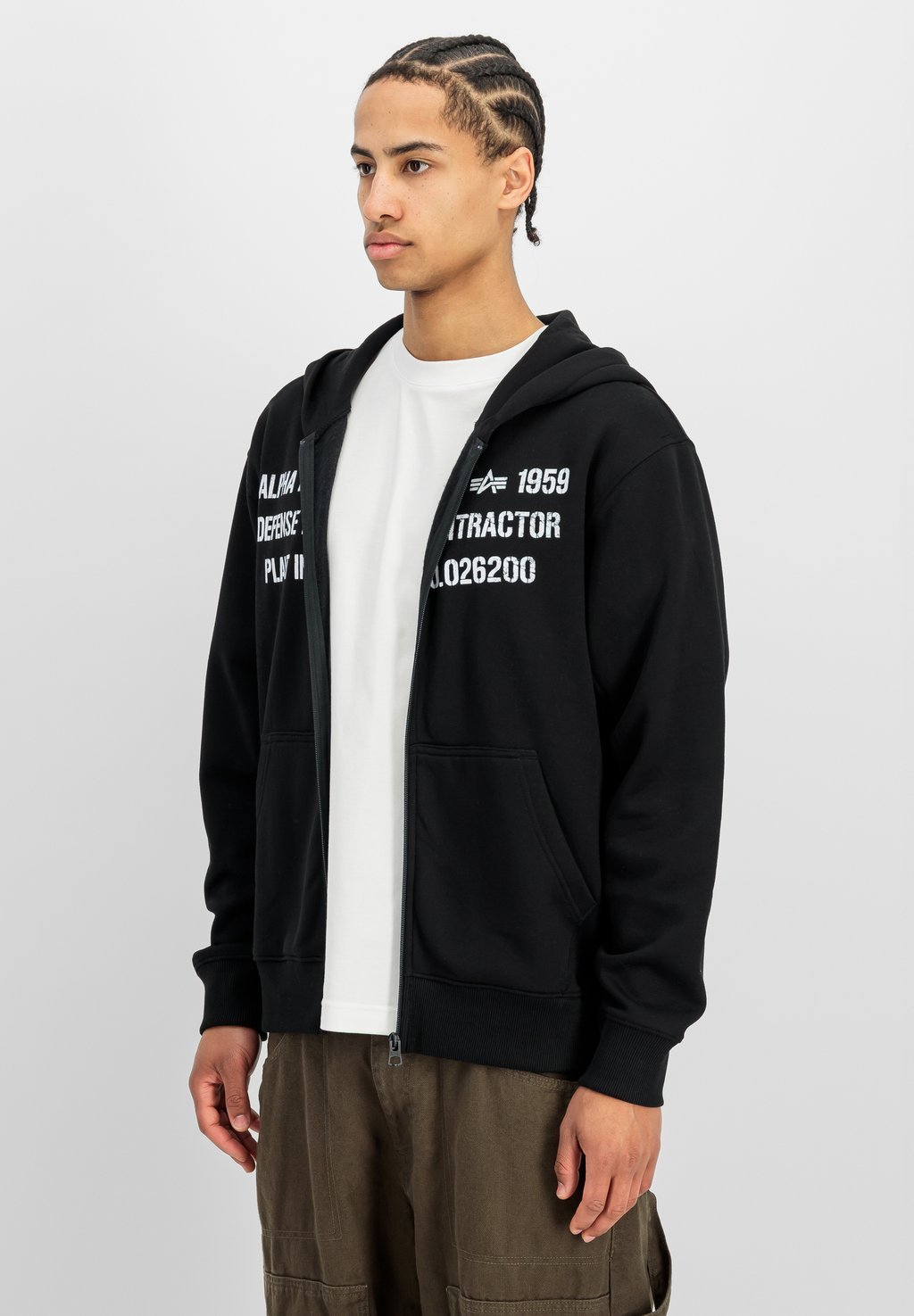 Hooded zip-up sweatshirt - black