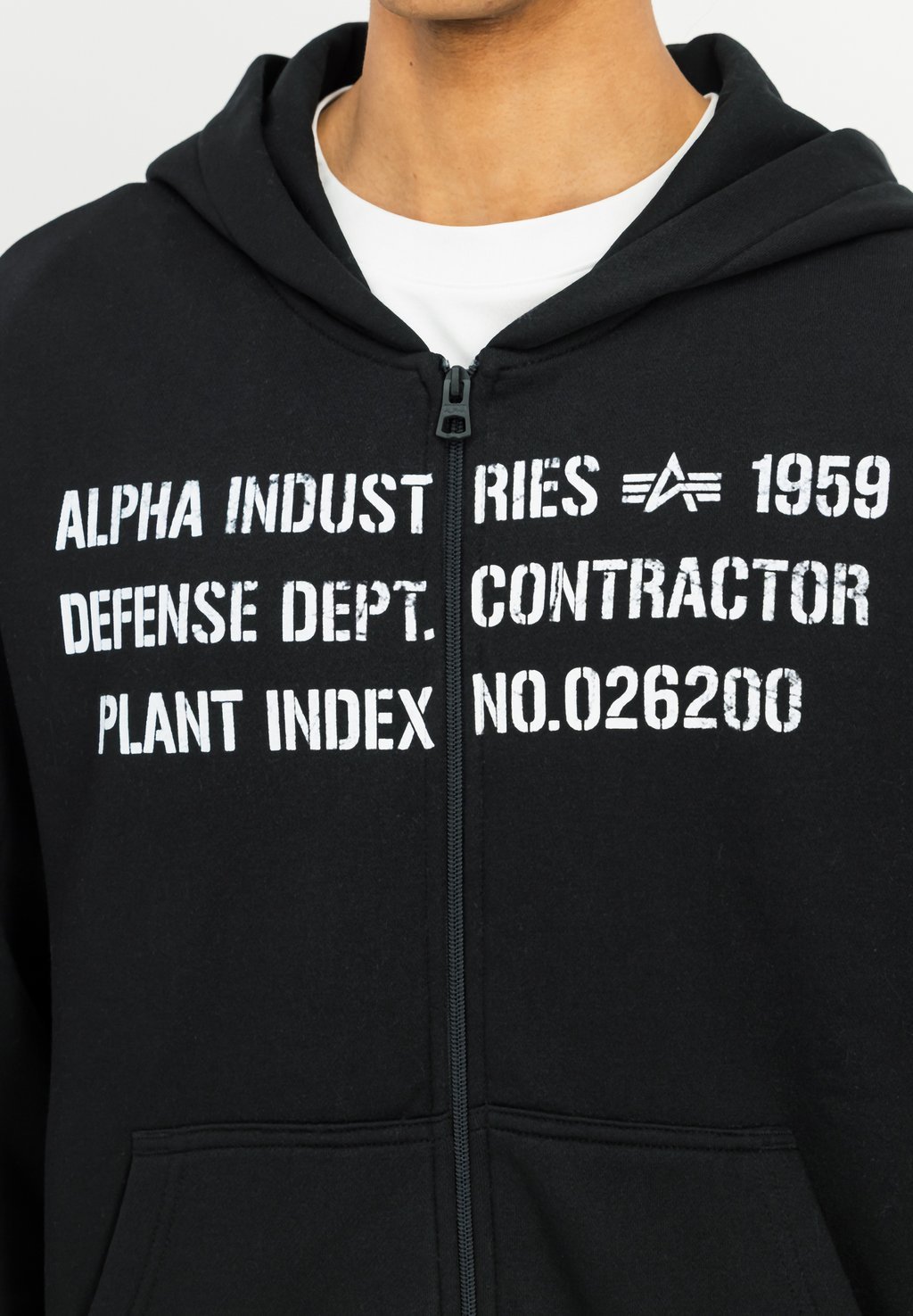 Hooded zip-up sweatshirt - black