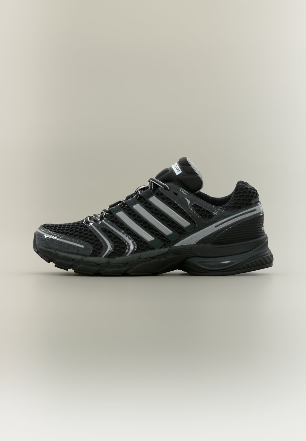 Unisex retro running low-top trainers - core black/cloud white