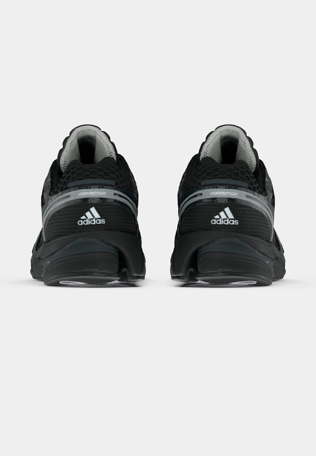 Unisex retro running low-top trainers - core black/cloud white