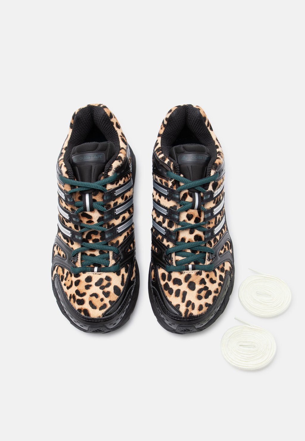 Retro running low-top trainers - aurora ivy/core black/silver-coloured metallic