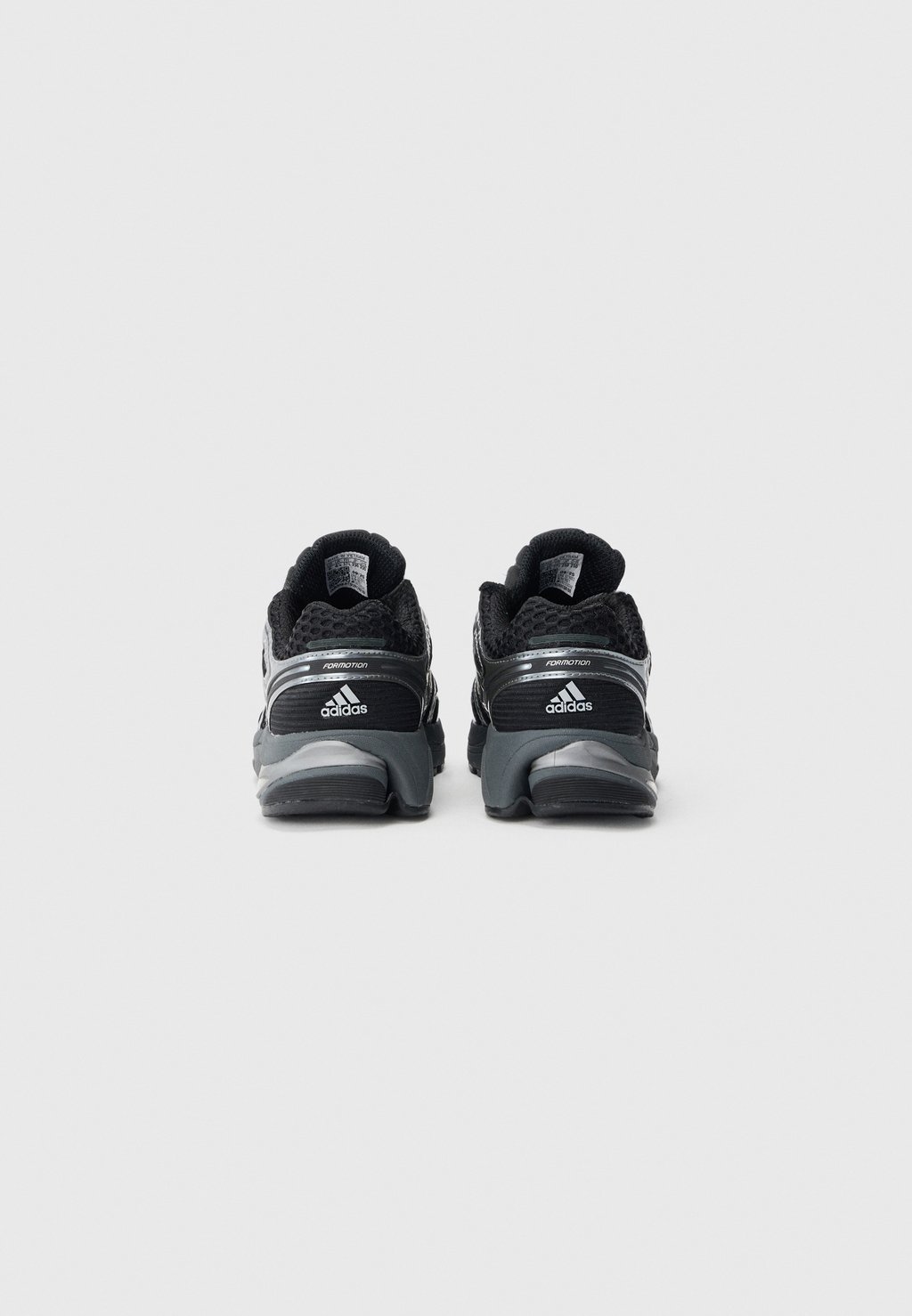 Women's retro running low-top trainers - core black/grey
