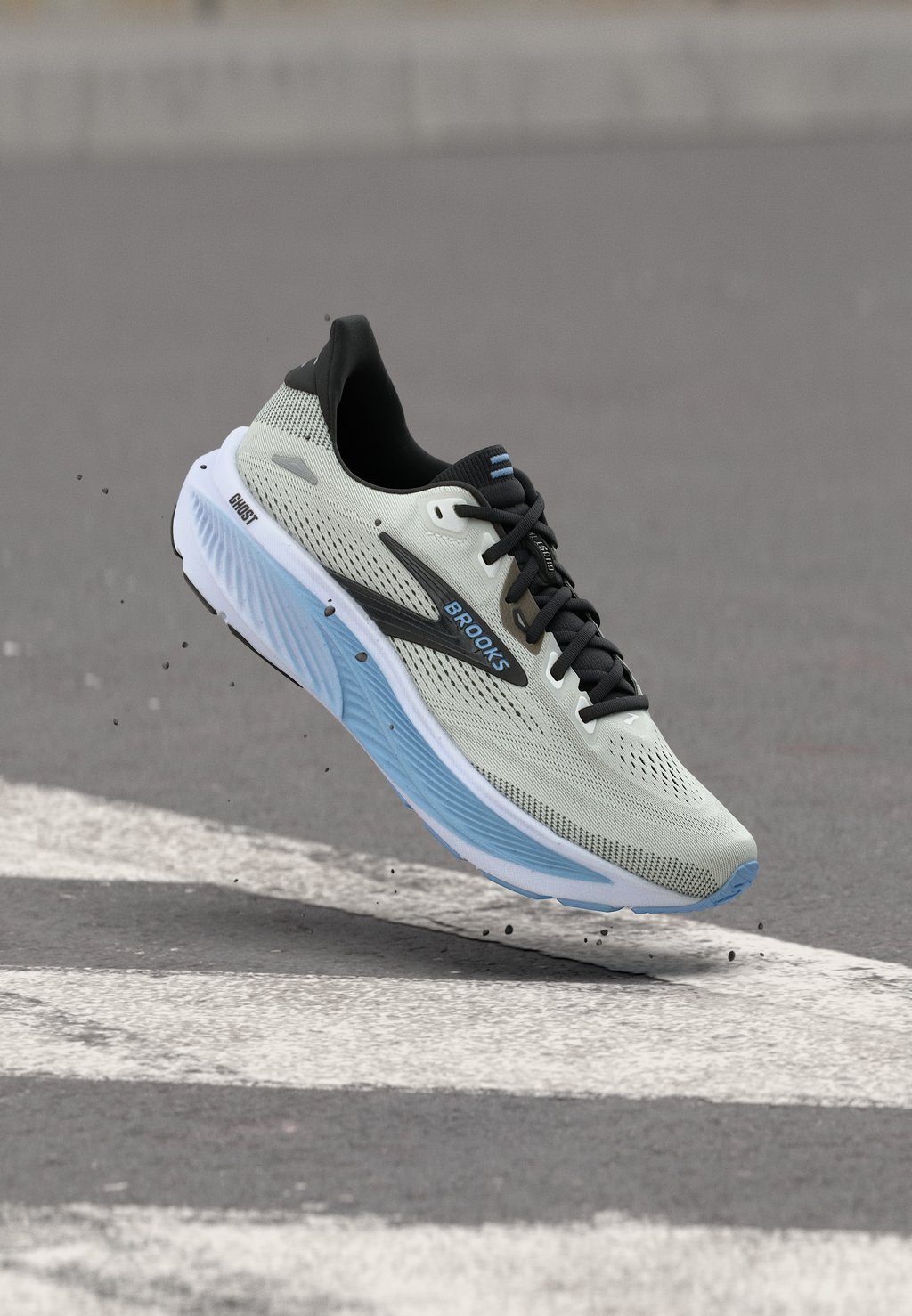 Neutral road running shoes - white black open air