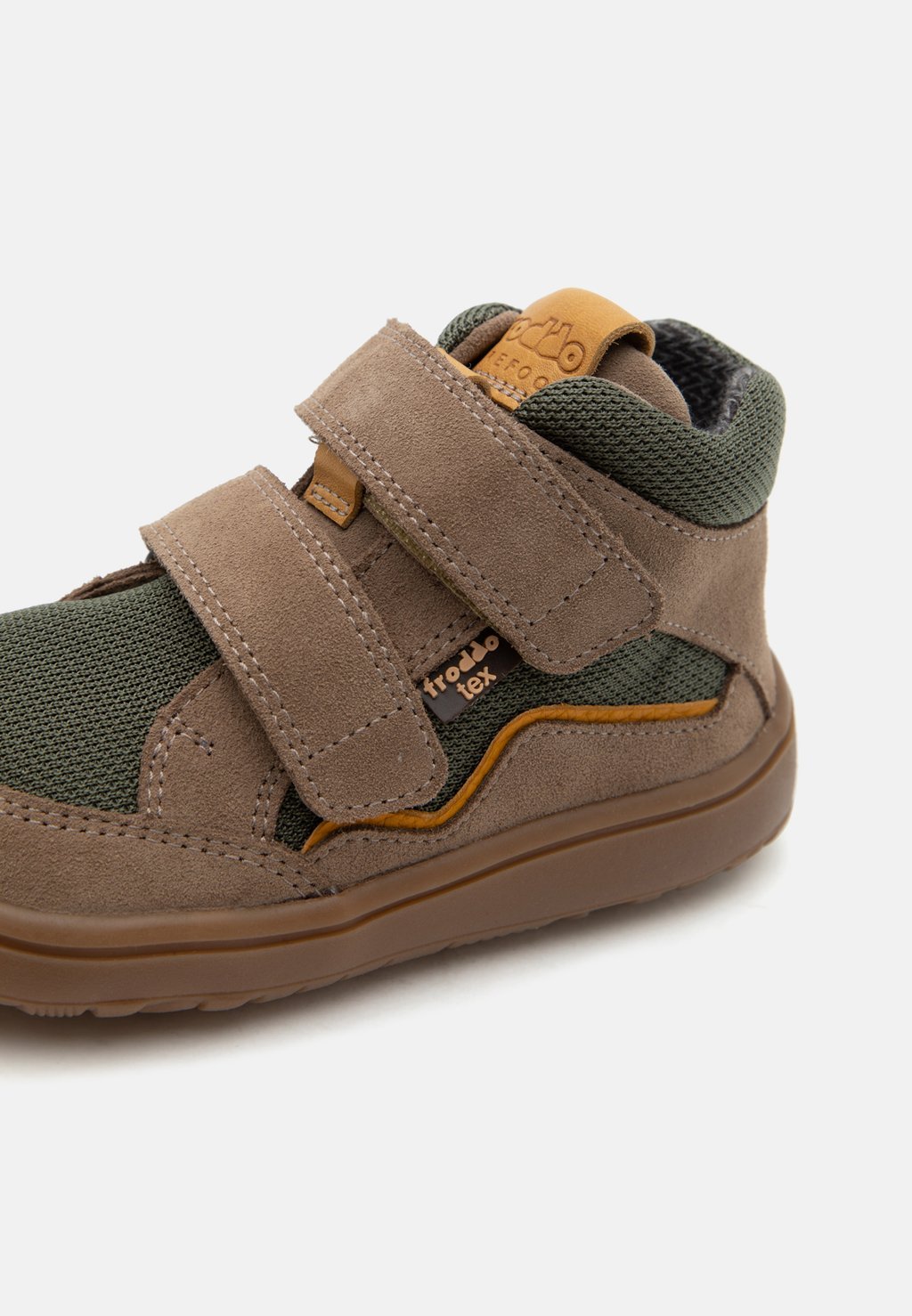 Waterproof autumn barefoot high-top trainers - beige